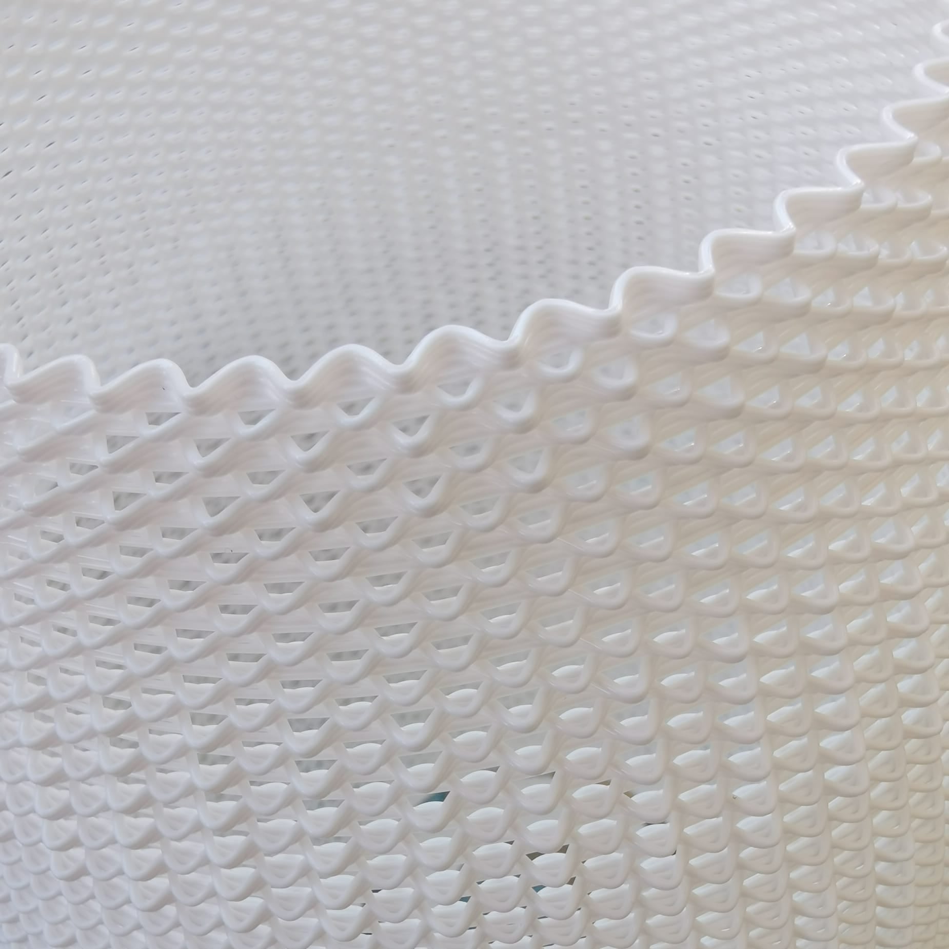Halo Mesh Portable Table Lamp